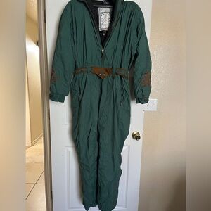 Ladies Ski Suit OBERMEYER
forest green ski suit pretty embroidery 
Size 14